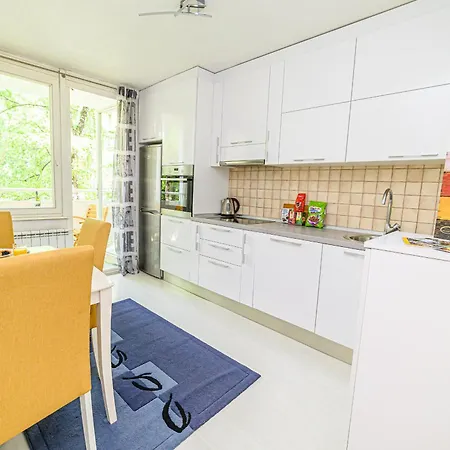 Beautiful Cozy Close To Center * Sarajevo